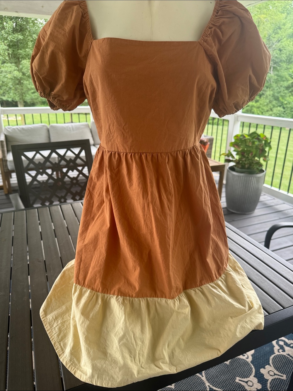 Very J Rust and Cream Colorblock Puff-Mini Sleeve Dress Size Small